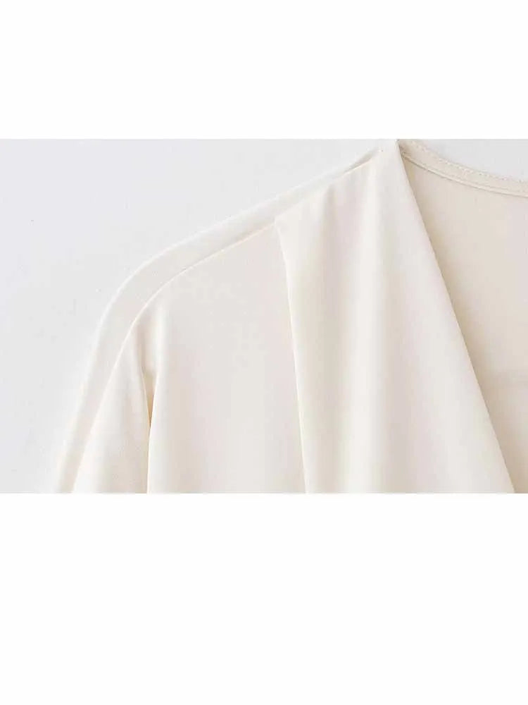 Minimal Collar Shirt